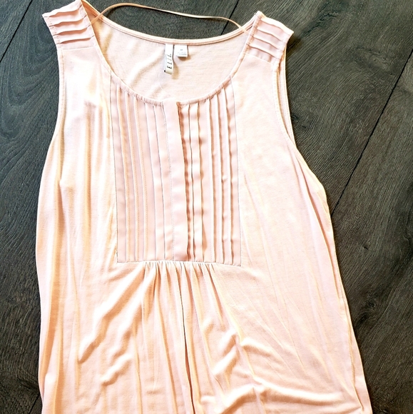 Sleeveless blouse - Picture 1 of 3